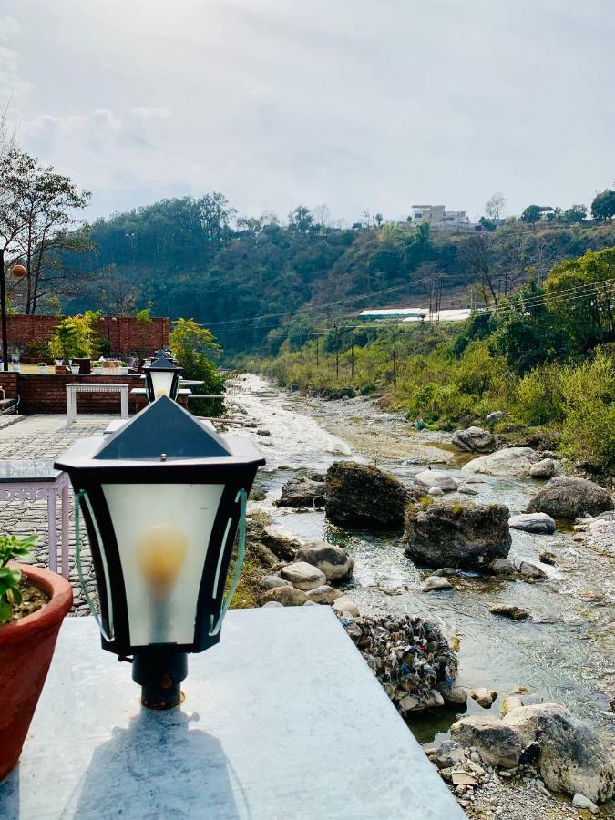 Hotel The River S Edge Farm Dehradun Exterior foto